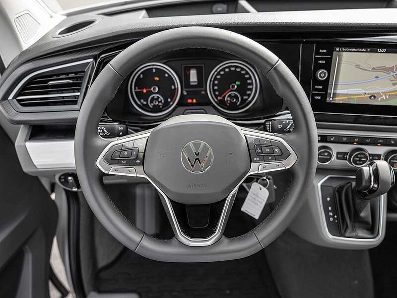 Volkswagen T6.1 California Ocean FWD ACC LED Klima Navi T6