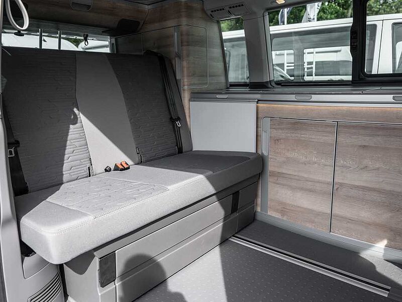 Volkswagen T6.1 California Ocean FWD ACC LED Klima Navi T6