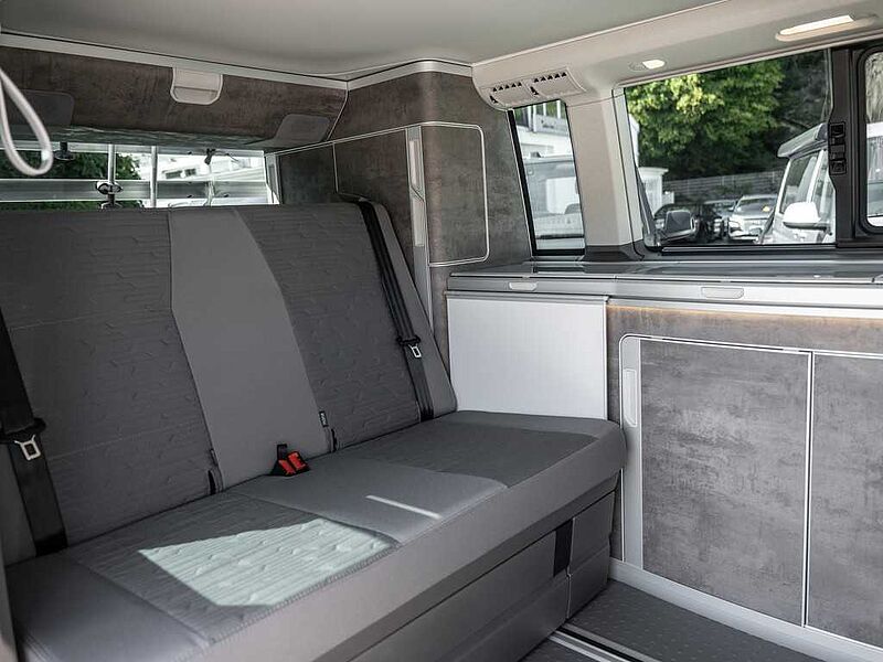Volkswagen T6.1 California Ocean FWD ACC STH LED Klima Navi T6
