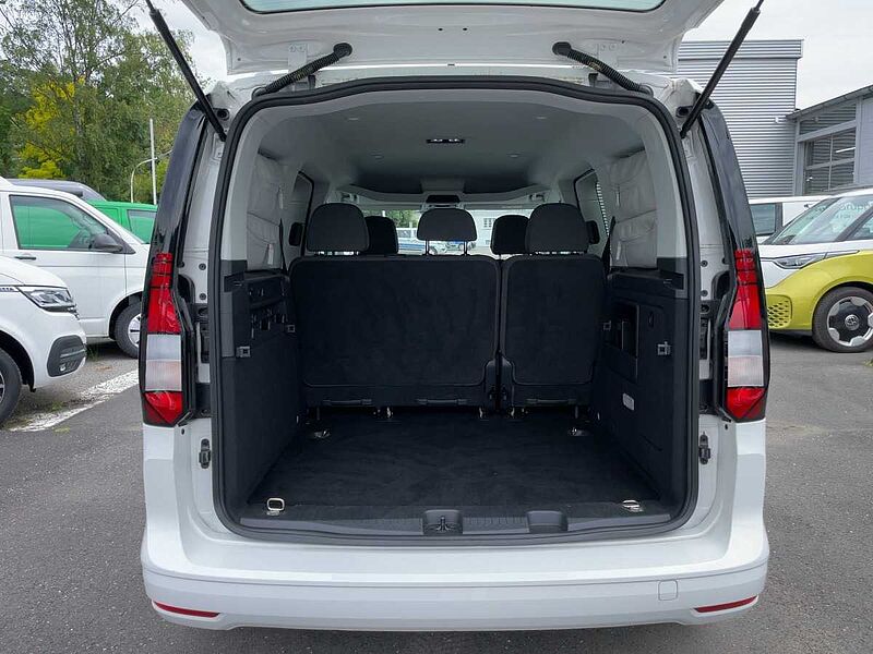 Volkswagen Caddy California 5-Sitzer Motor: 2.0 l TDI EU6 SCR 90 kW Getriebe: 6-Gang-Schal