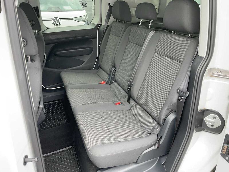 Volkswagen Caddy California 5-Sitzer Motor: 2.0 l TDI EU6 SCR 90 kW Getriebe: 6-Gang-Schal