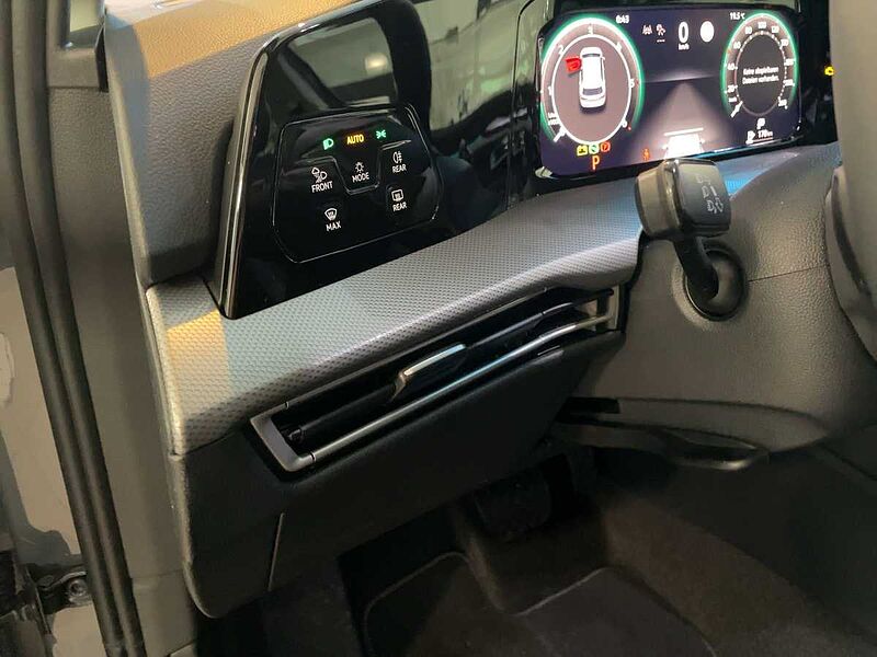 Volkswagen Golf Style 2.0 l TDI DSG