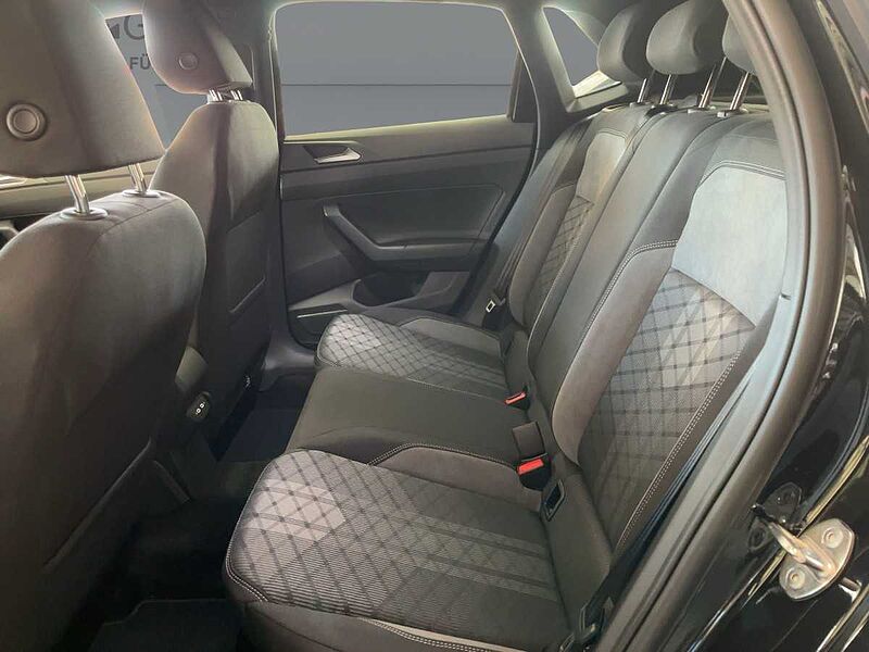 Volkswagen Polo R-Line 1.0 l TSI OPF DSG