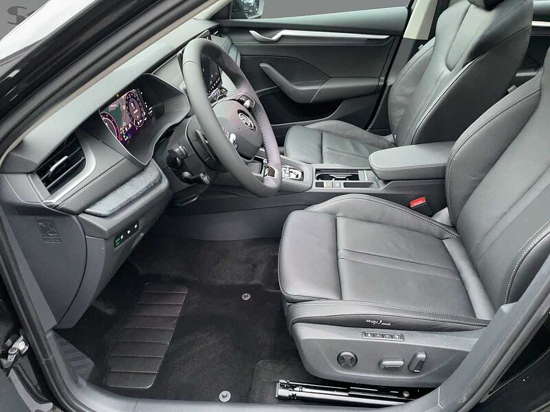 SKODA Octavia Combi 2.0 TDI W Selection AHK ACC Navi W Selection