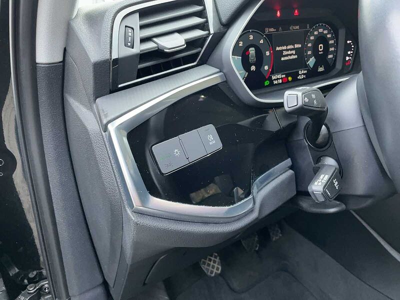 Audi Q3 35 2.0 TDI S-Line AHK Virt LED PDC Pano S-Line