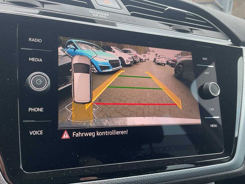 Volkswagen Touran BMT 1.5 TSI Comfortline LED AHK Navi ACC Comfortline