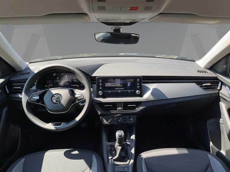 SKODA Kamiq 1.0 TSI Essence SpurH LED PDC LM SHZ Essence