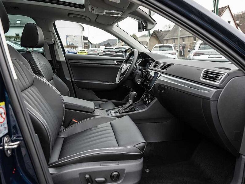 SKODA Superb Combi 2.0 TDI Style ACC Pano > UPE 61.860€ Style