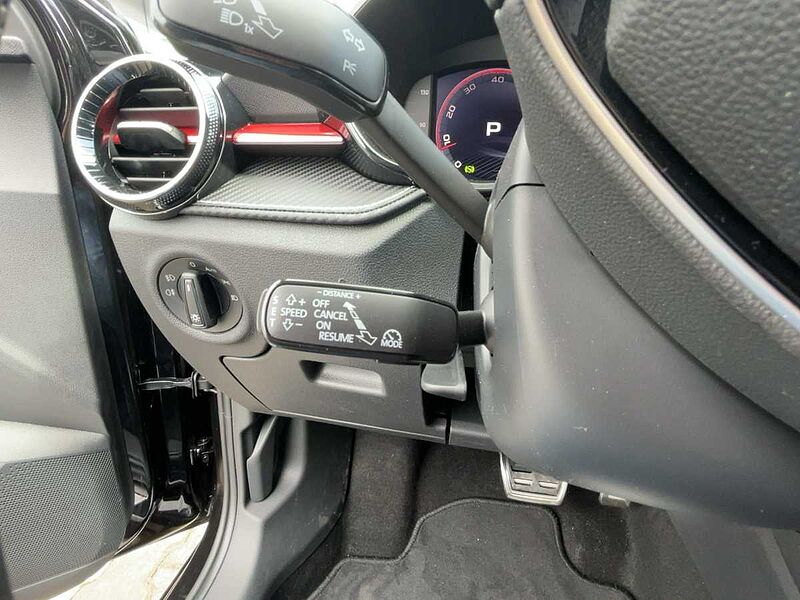 SKODA Fabia 1.5 TSI Monte Carlo ACC FLA DynLi SpurH Monte Carlo