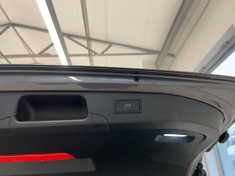 SKODA Superb 110kW 1.5 TSI iV 110 kW AHK ACC Navi W Selection