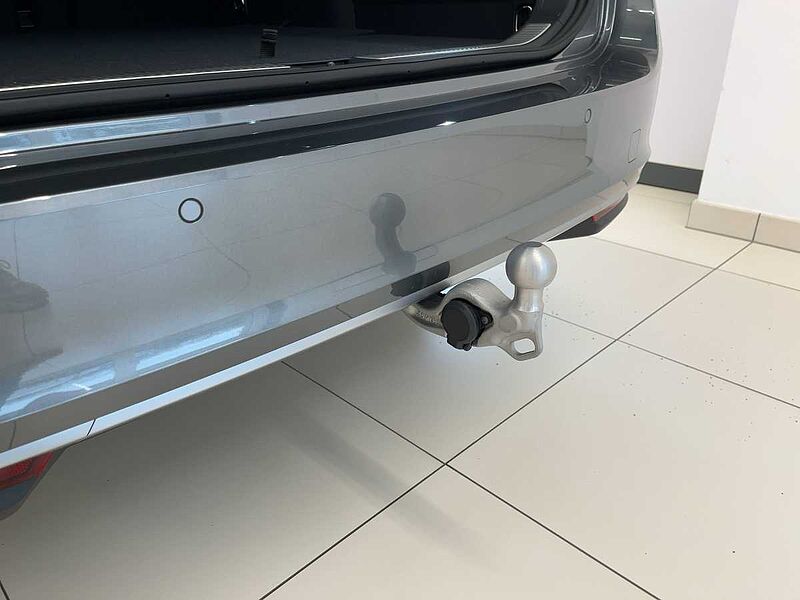 SKODA Superb 110kW 1.5 TSI iV 110 kW AHK ACC Navi W Selection