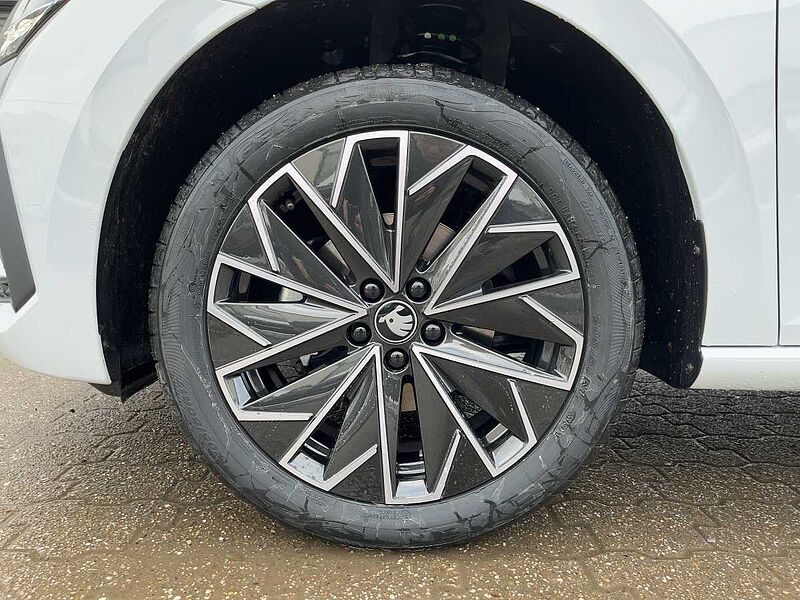 SKODA Scala 1.0 TSI Selection ACC Navi Virt LED PDC Selection