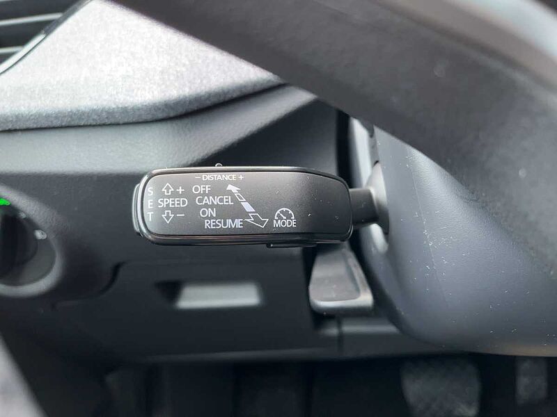 SKODA Scala 1.0 TSI Selection ACC Navi Virt LED PDC Selection