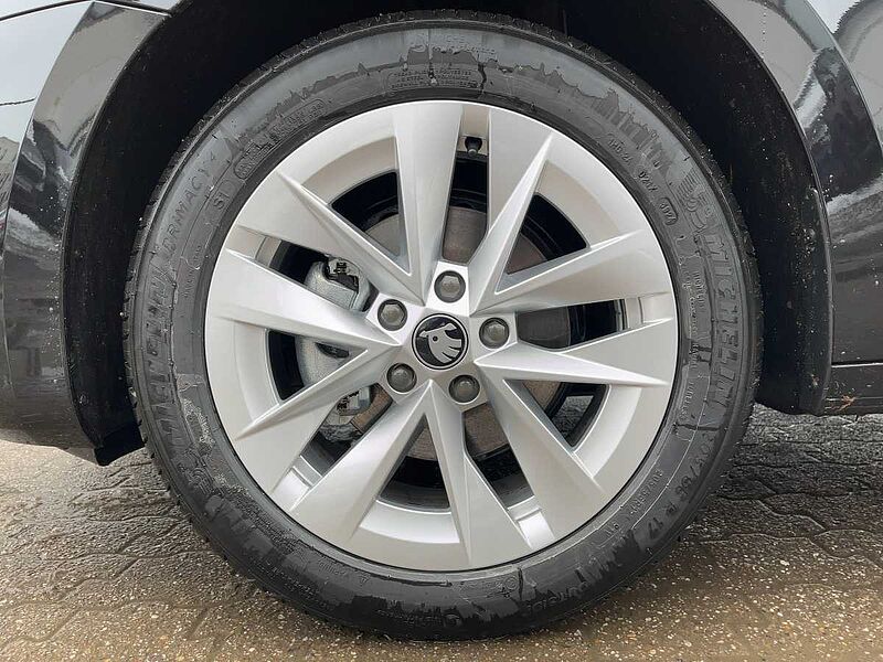 SKODA Octavia Combi 110kW 2.0 TDI Selection ACC Navi W