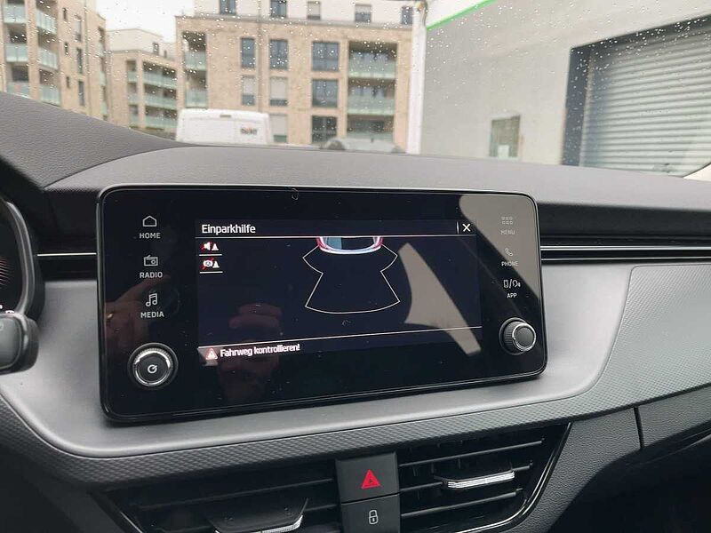 SKODA Kamiq 1.0 TSI Essence LED PDC Essence