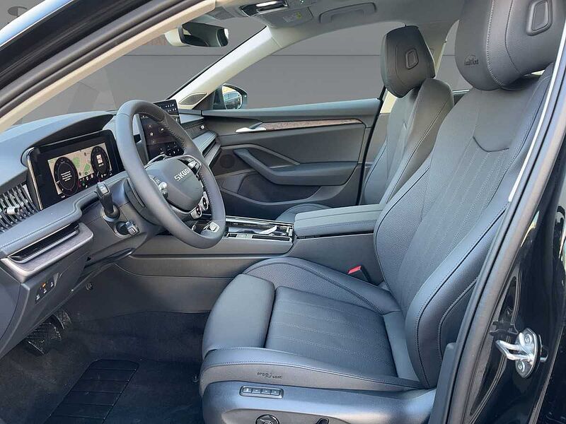 SKODA Superb Combi 142kW 2.0 TDI L&K AHK ACC Navi PDC W