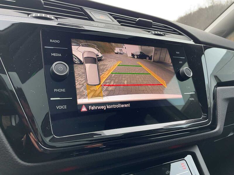 Volkswagen Touran 2.0 TDI BMT Highline AHK Navi ACC Virt Highline