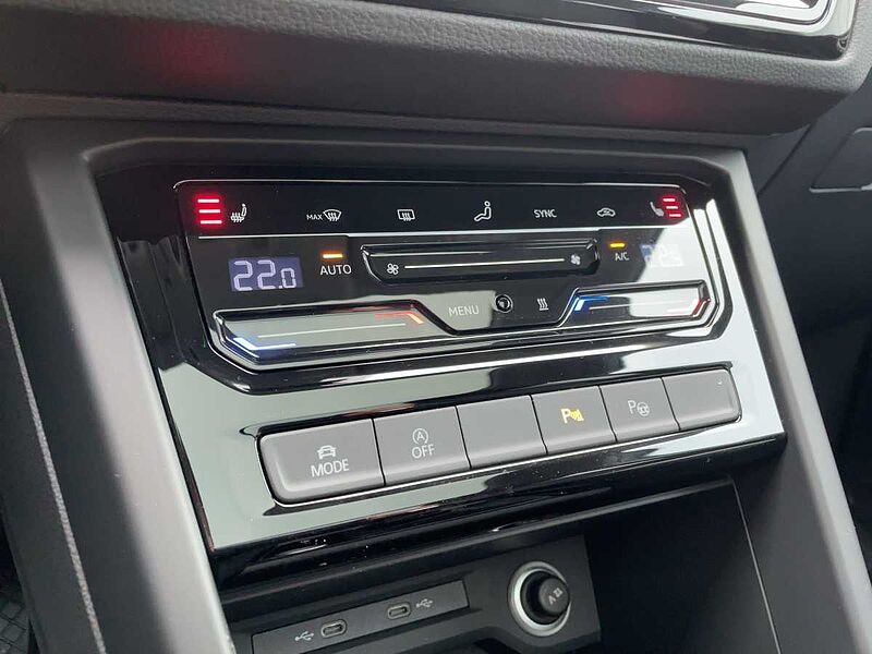 Volkswagen Touran 2.0 TDI BMT Highline AHK Navi ACC Virt Highline
