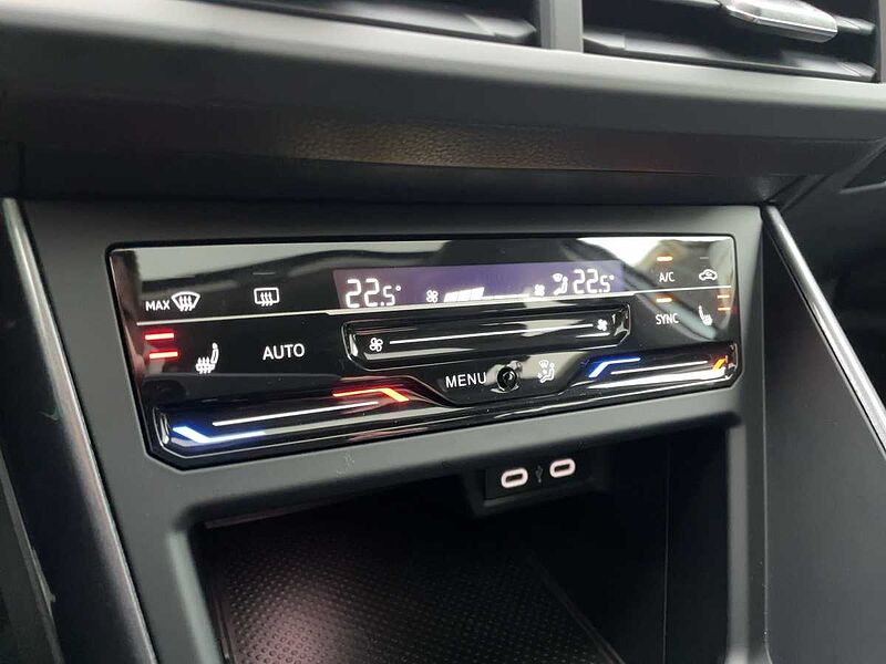 Volkswagen Polo VI 1.0 TSI Style AHK ACC Virt Navi CarPlay Style