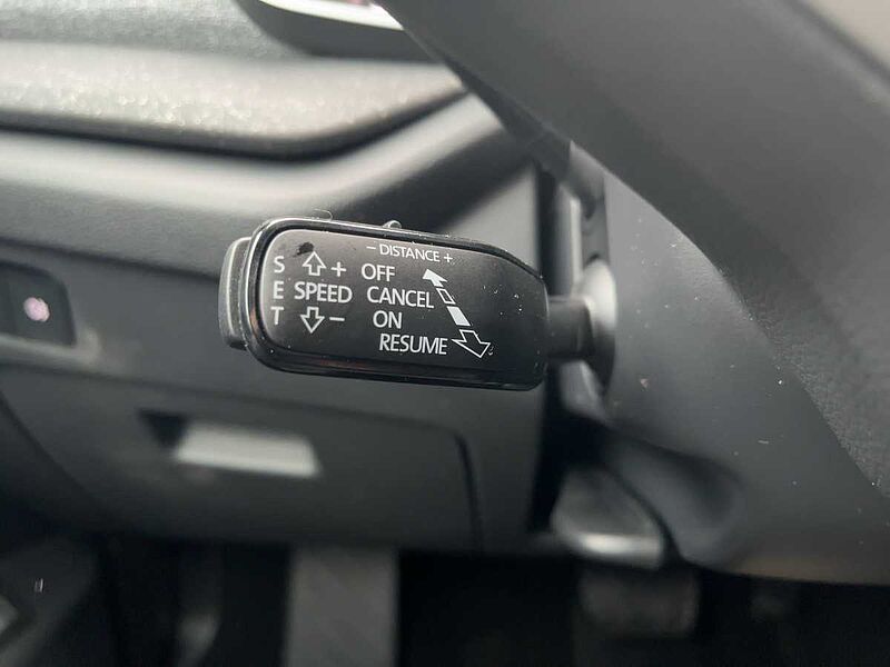 SKODA Octavia Combi 110kW 2.0 TDI Selection ACC Navi W