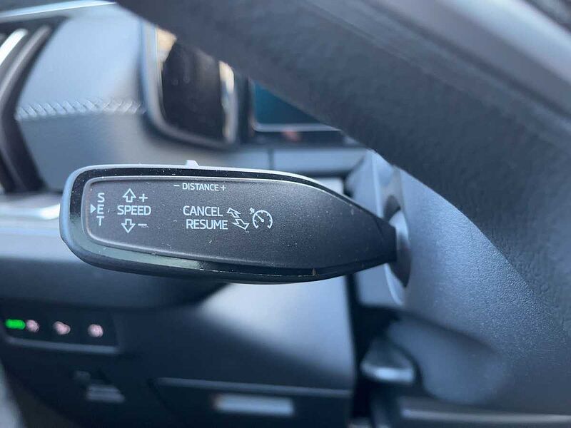 SKODA Kodiaq 150kW 1.5 TSI iV Selection AHK ACC Navi W