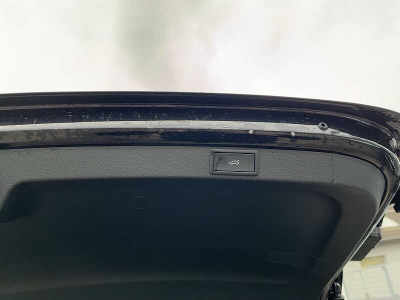 SKODA Octavia Combi 110kW 2.0 TDI Selection ACC Navi W