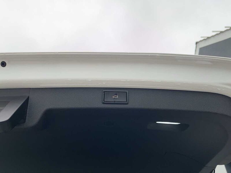 SKODA Enyaq RS Lounge AHK ACC LED Navi HUD Matrix 360