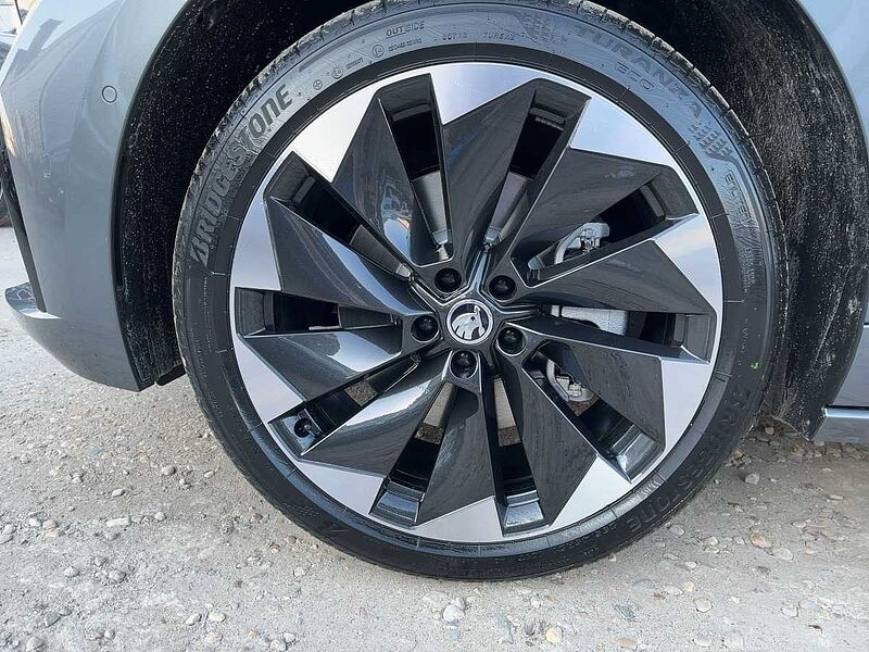 SKODA Enyaq 85 x 85x Sportline AHK ACC LED Navi HUD