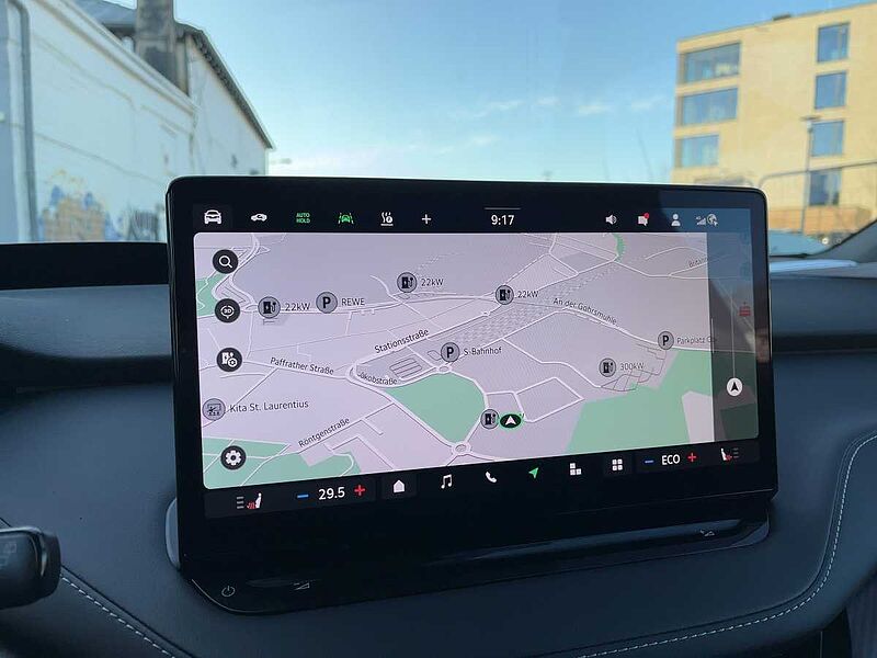 SKODA Enyaq 85 x 85x Sportline AHK ACC LED Navi HUD