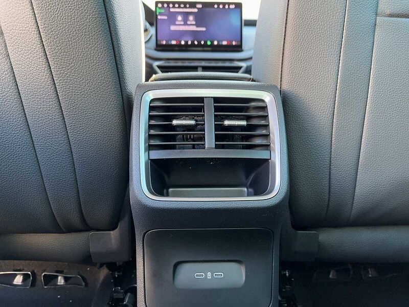 SKODA Octavia Combi 110kW 2.0 TDI Selection ACC Navi W