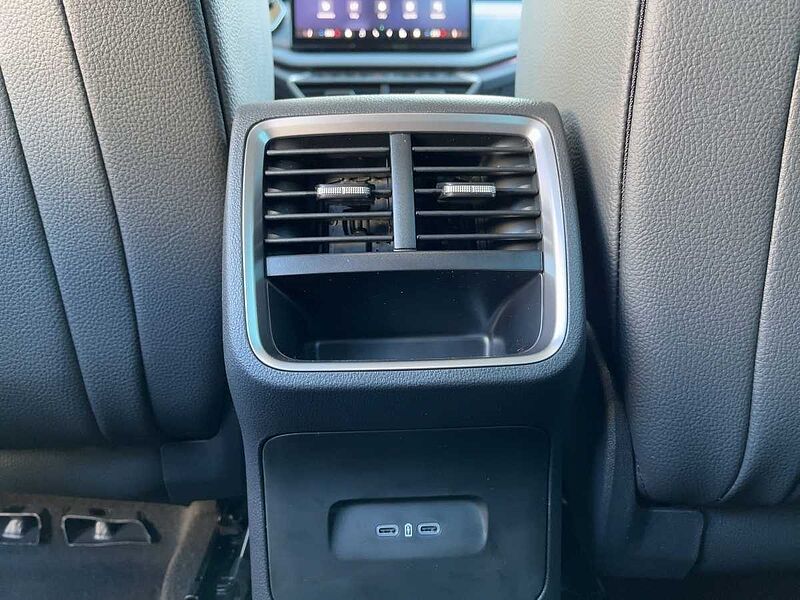 SKODA Octavia Combi 110kW 2.0 TDI Selection ACC Navi W