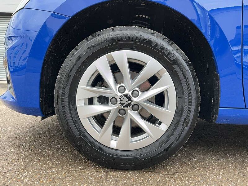 SKODA Fabia 1.0 TSI Selection LED PDC