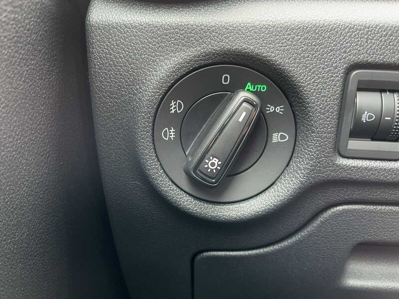SKODA Fabia 1.0 TSI Selection LED PDC