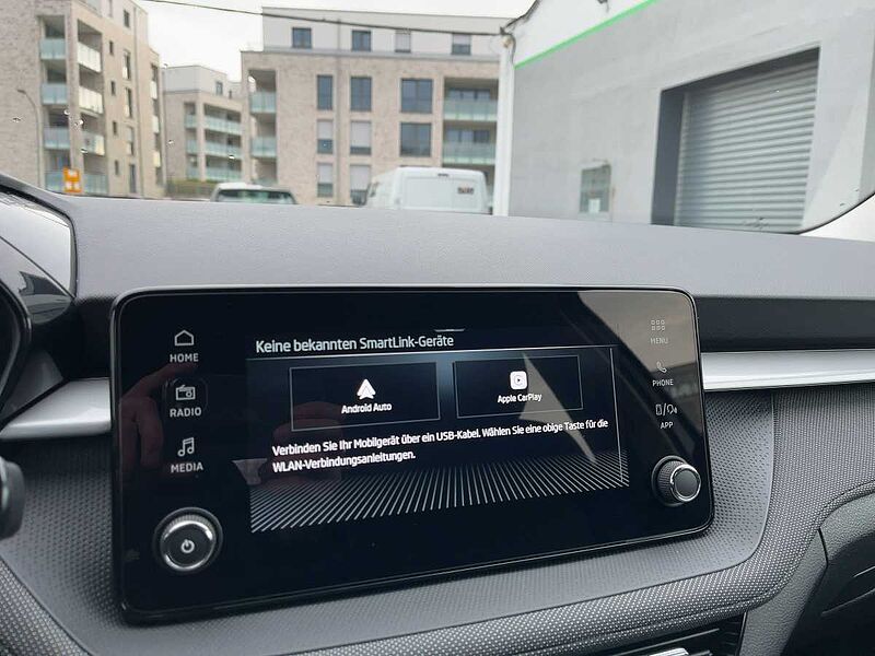 SKODA Fabia 1.0 TSI Selection LED PDC