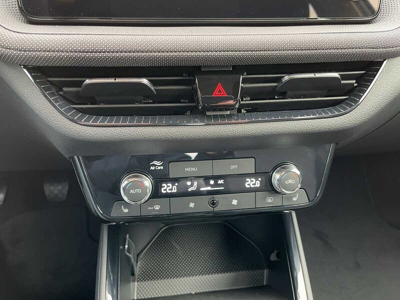 SKODA Fabia 1.0 TSI Selection LED PDC