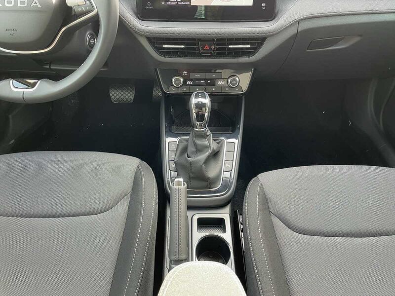 SKODA Fabia 1.0 TSI Selection ACC Navi Virt LED PDC