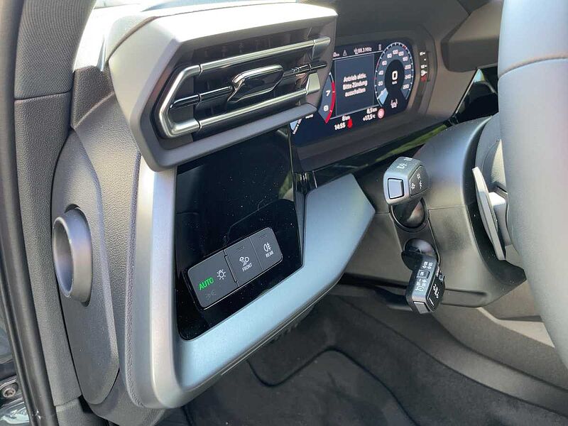 Audi A3 Limousine advanced S tronic LED APP 19ZOLL