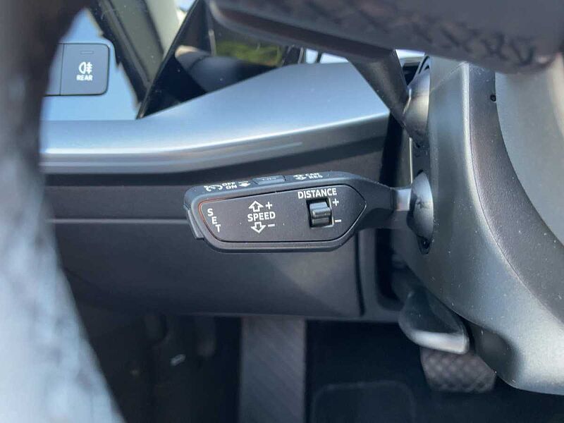 Audi A3 Limousine advanced S tronic LED APP 19ZOLL