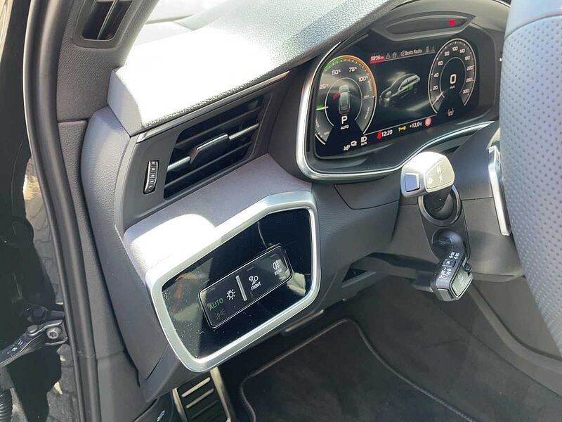 Audi A6 Avant Sline 50TFSIe quattro PANO AHK B&O LED
