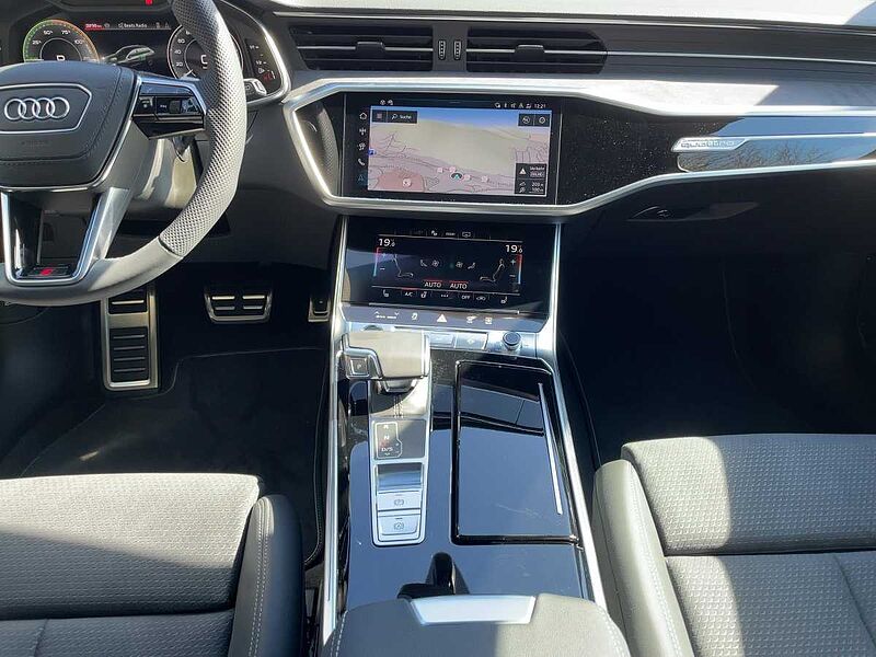Audi A6 Avant Sline 50TFSIe quattro PANO AHK B&O LED
