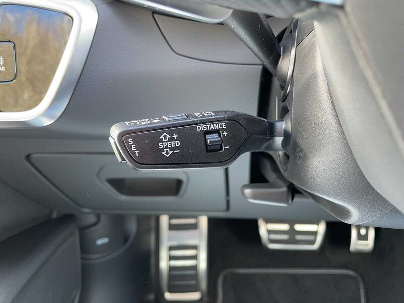Audi A6 Avant Sline 50TFSIe quattro PANO AHK B&O LED