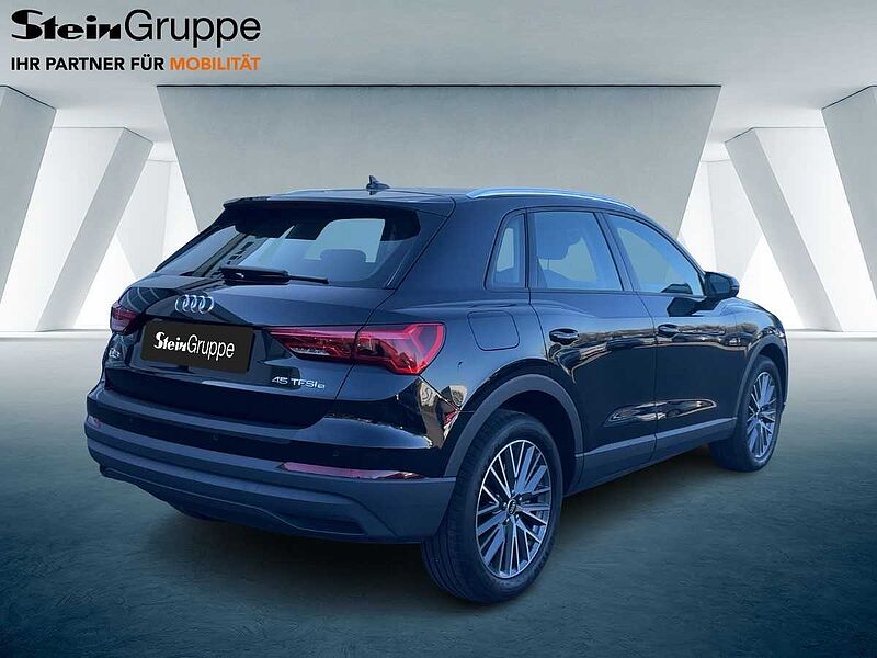 Audi Q3 45 1.4 TFSI e basis Virt Navi LED PDC Hyb. S