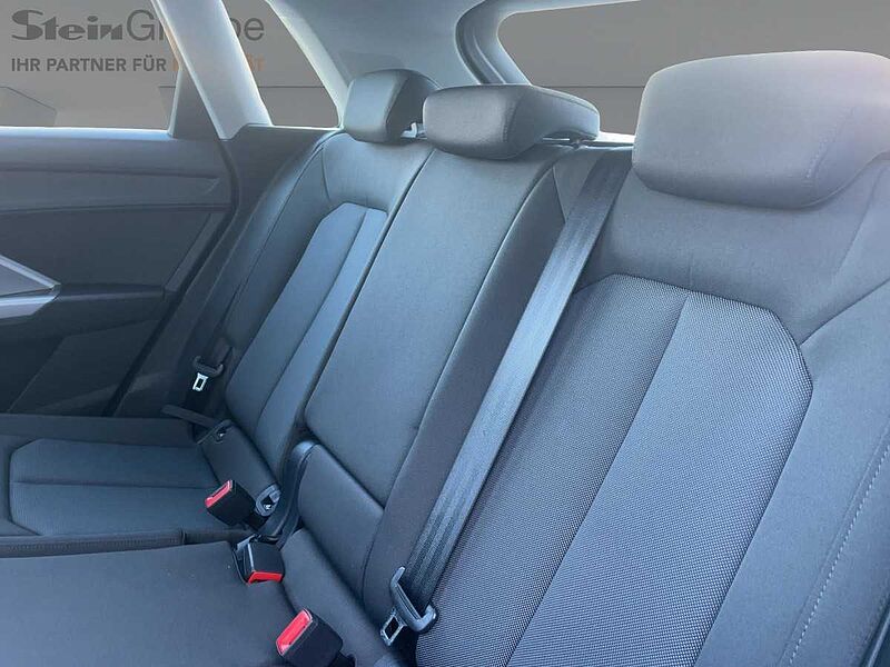 Audi Q3 45 1.4 TFSI e basis Virt Navi LED PDC Hyb. S