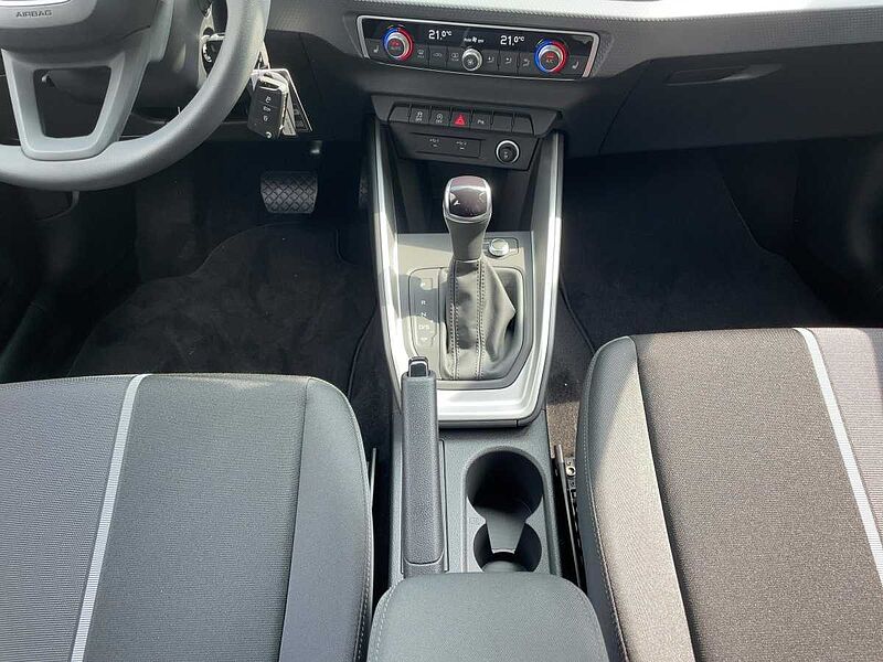 Audi A1 allstreet S tronic LED KLIMA APP