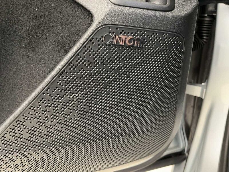SKODA Enyaq 85 Sportline AHK Navi ACC Virt LED PDC tline