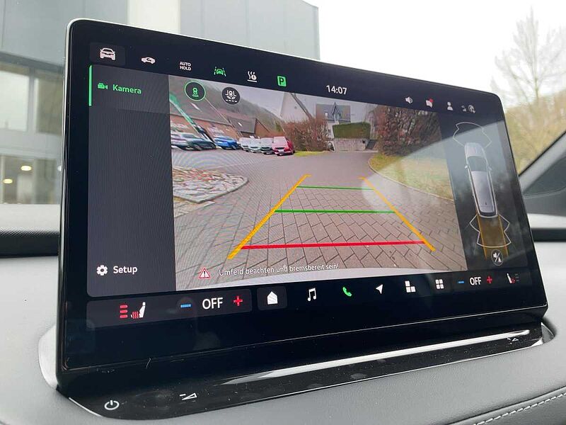 SKODA Enyaq 85 x 85x Sportline ACC LED Navi PDC Leder
