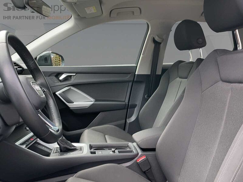 Audi Q3 45 1.4 TFSI e basis ACC Virt LED PDC Hyb. S