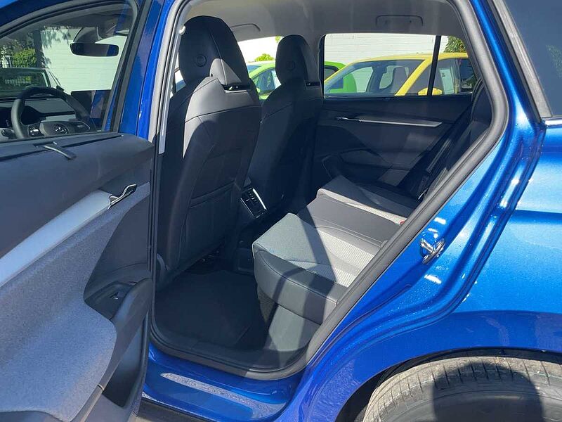 SKODA Enyaq 85 Loft AHK Navi ACC Virt LED PDC Leder