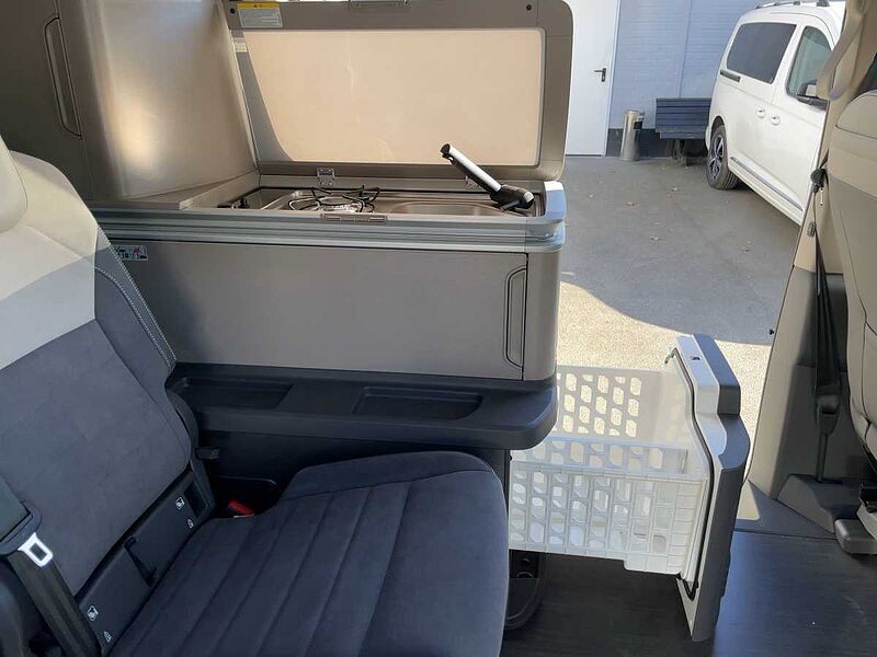 Volkswagen T7 California 2.0 TDI Ocean AHK Navi ACC Virt