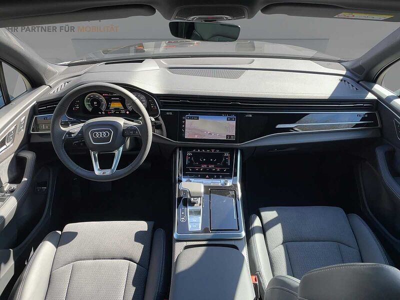 Audi Q7 SUV Sline 55 TFSIe AHK PANO B&O OLED